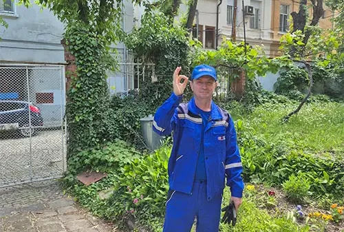 Почистване на канализационна шахта