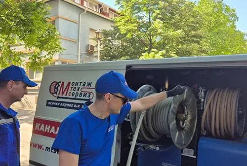 Хидродинамично почистване на канализация